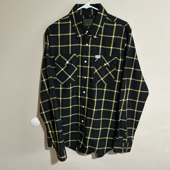 Dixxon VogueTyres Pearl Snap Flannel Medium - Picture 1 of 5